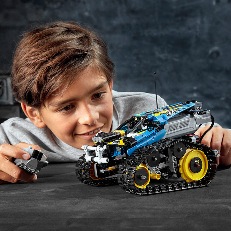 乐高technic系列积木遥控特技赛车42095
