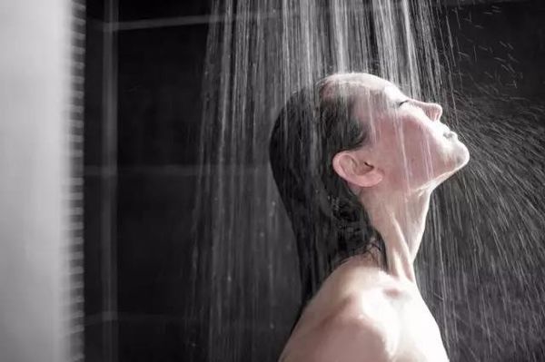 燃气热水器安全吗?燃气热水器有什么特点又该怎么选择?